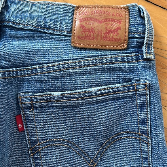 Jean Levi’s taille haute - Picture 4 of 4